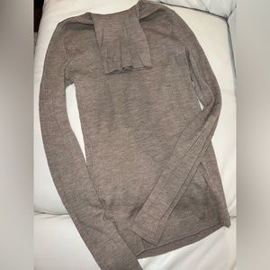 Uniqlo light ribbed turtleneck